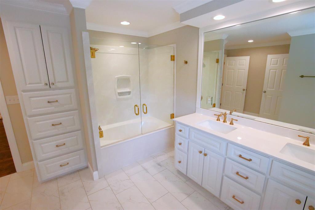 313628-3a6565ac-5dd8-47c3-a159-4396756ef0a0